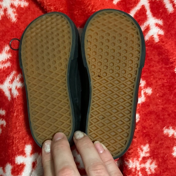Toddler Vans shoes - Picture 5 of 6
